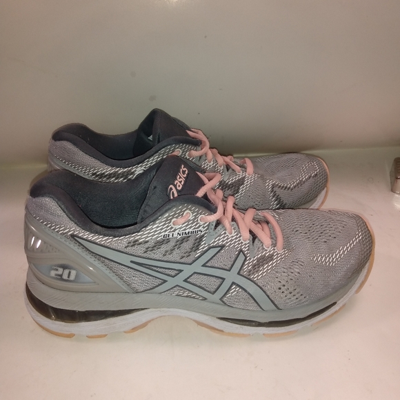 Asics Gel- Nimbus 20 Running Shoes Women's sz 7 - Picture 2 of 11
